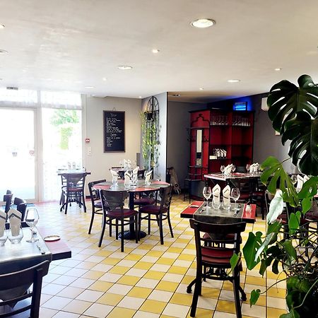 Auberge Des Lacs Bleus Clerac ภายนอก รูปภาพ