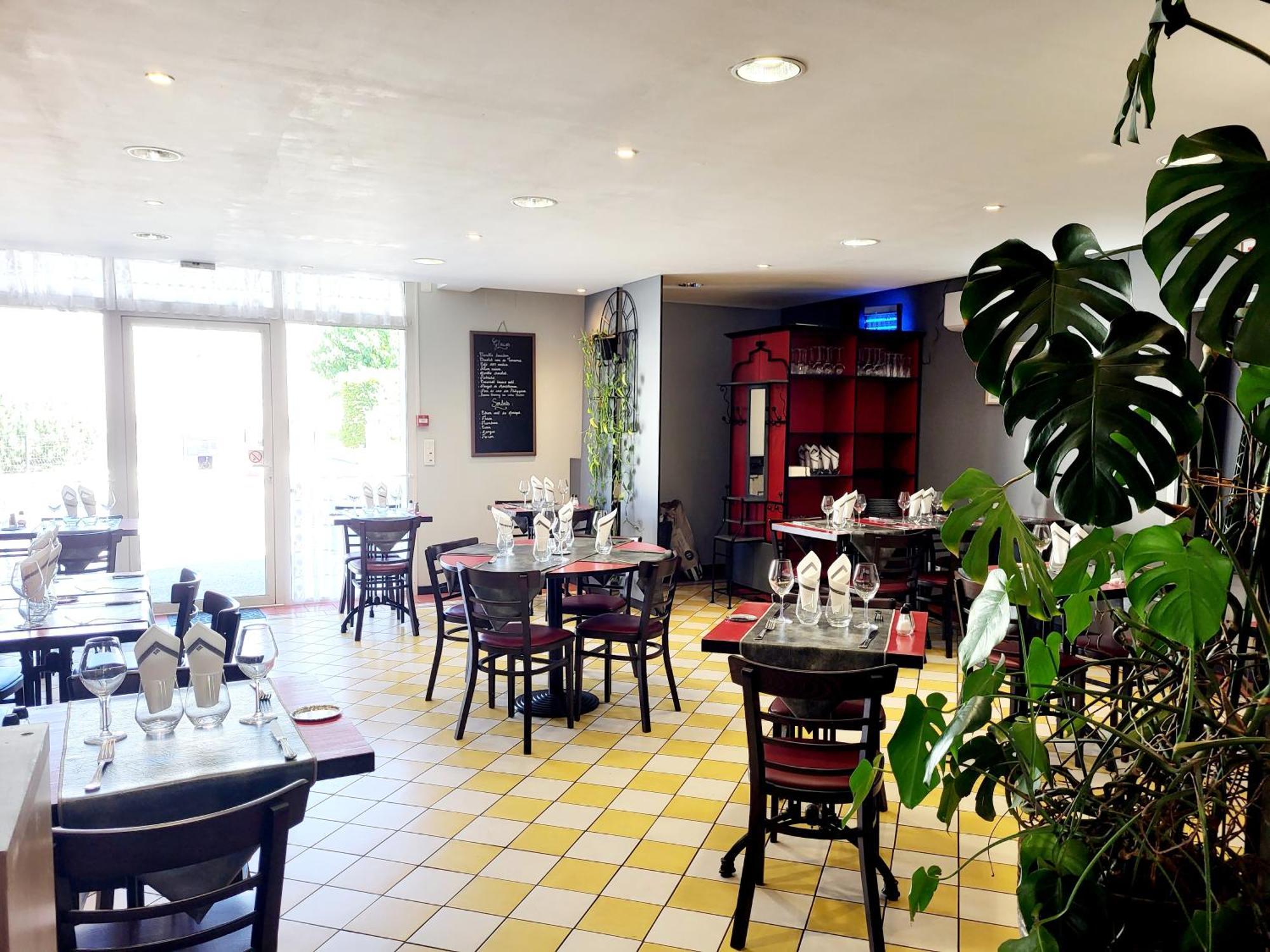 Auberge Des Lacs Bleus Clerac ภายนอก รูปภาพ